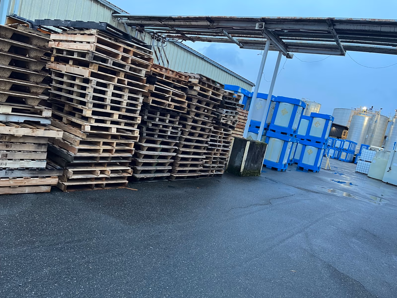 Brownsville, Texas - Grade C Economy Wood Pallets