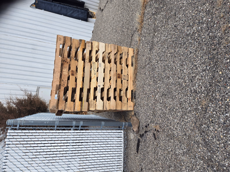 Huntington, West Virginia - Grade A Premium 48x40 Wood Pallets