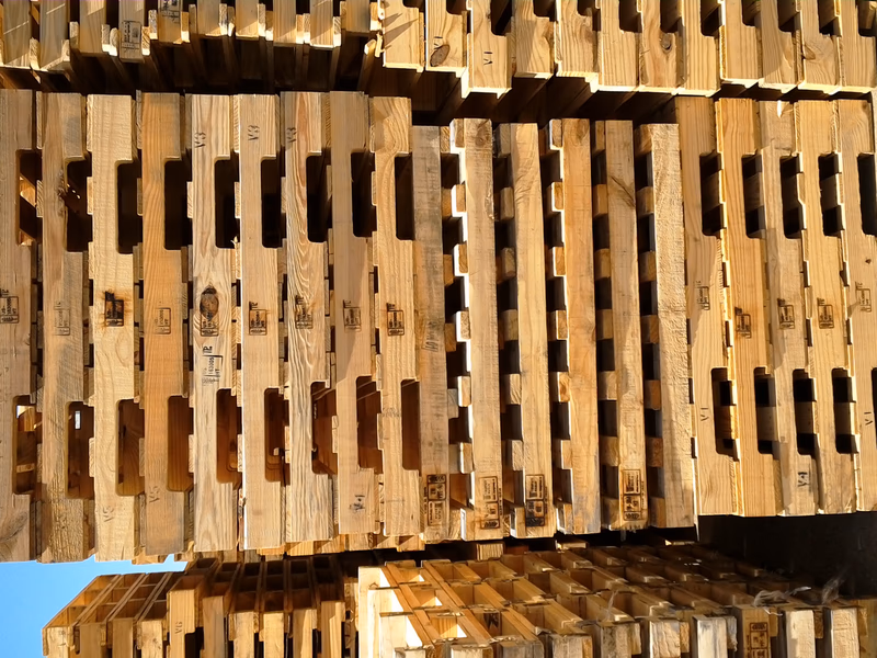 Odessa, Texas - Grade A Premium 48x40 Wood Pallets