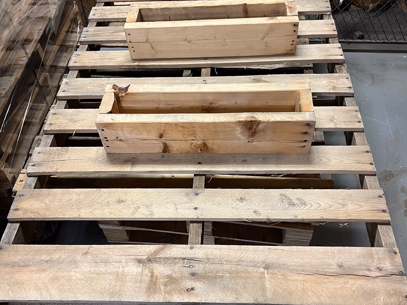 Santa Clara, California - Grade B Standard Wood Pallets